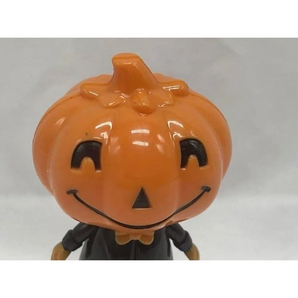 Solar Powered Dancing Toy New - HALLOWEEN - Pumpkin With Black Suit Orange Tie